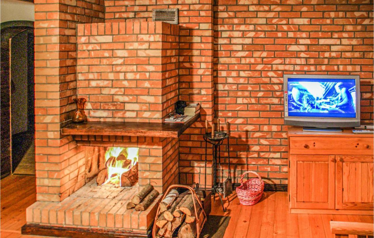 4 Bedroom Amazing Home In Biskupiec Biesowko Экстерьер фото