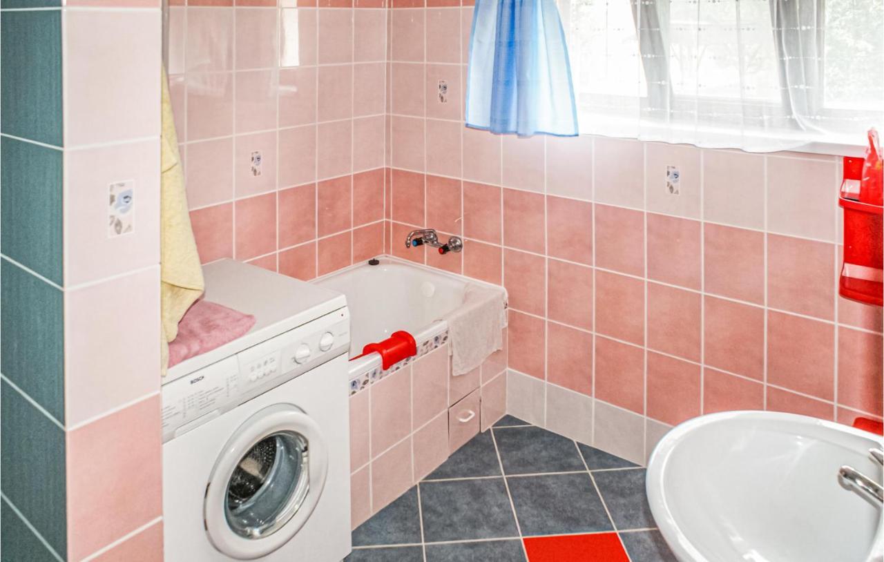 4 Bedroom Amazing Home In Biskupiec Biesowko Экстерьер фото